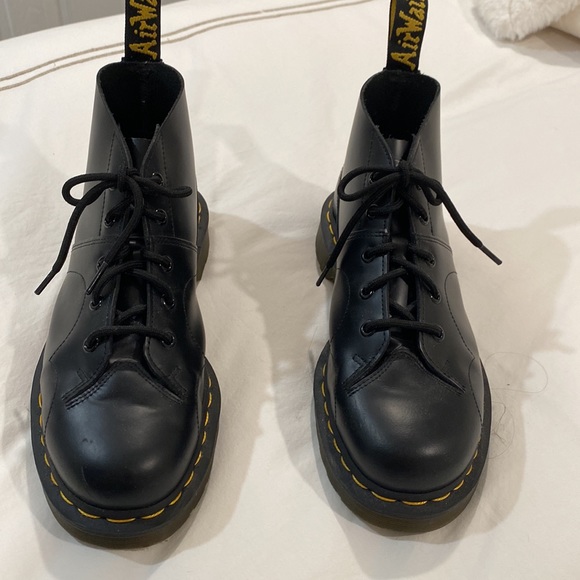 Doc Martens boots - Picture 2 of 10